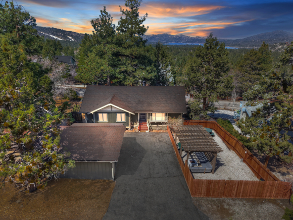 Hideaway Haven Twilight Exterior